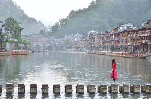 Du Lịch Trung Quốc: Hà Nội - Phượng Hoàng Cổ Trấn - Trương Gia Giới 6 Ngày Bay China Southern Airlines